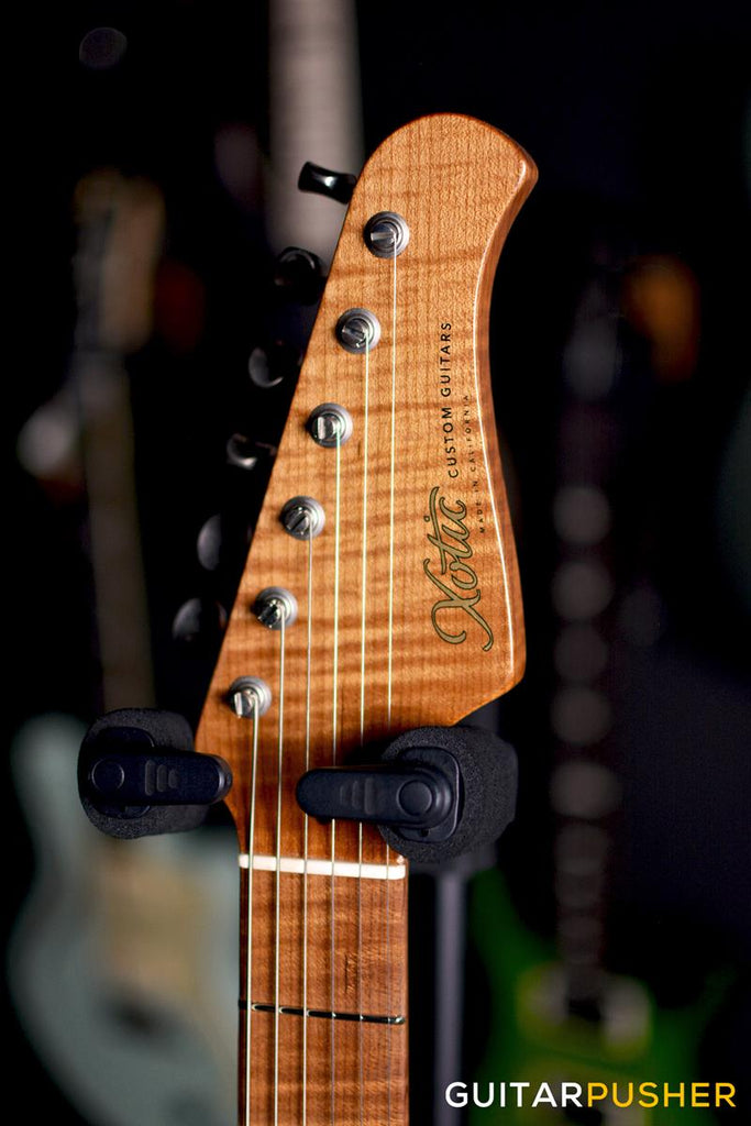 Xotic California Classic XSCPro-2 Light Aged HSS Electric Guitar (Blac ...