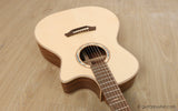Baton Rouge AR101S/ACE All-Solid Grand Auditorium Acoustic guitar with Gigbag - GuitarPusher