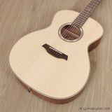 Baton Rouge AR61S/A Grand Auditorium Canadian Spruce (no cutaway/no pickup) with Gigbag - GuitarPusher